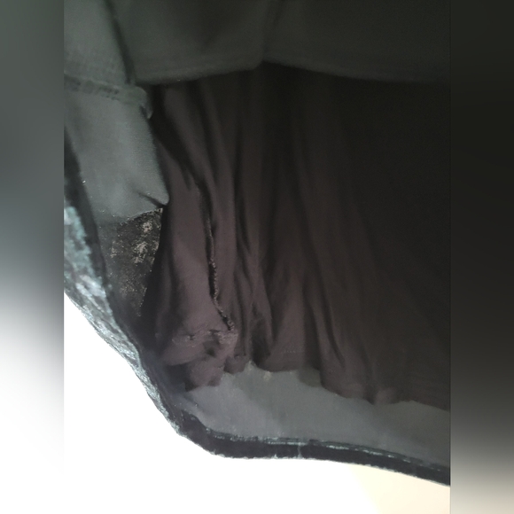 Sanctuary Emerald Green 💚 velour lined cold shoulder top Med - Picture 5 of 7